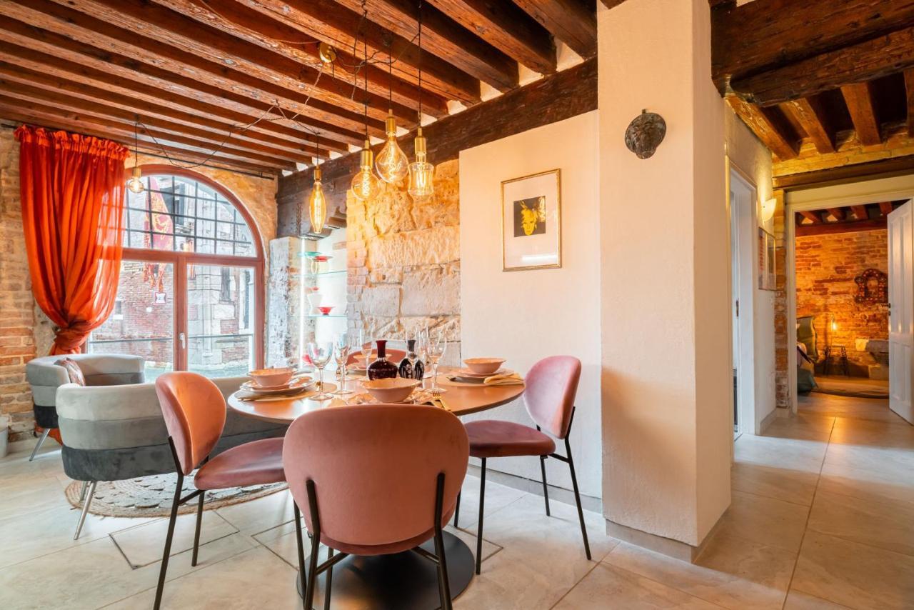 Casa Manina Sul Ponte - Your Private Canal View Venedig Exterior foto